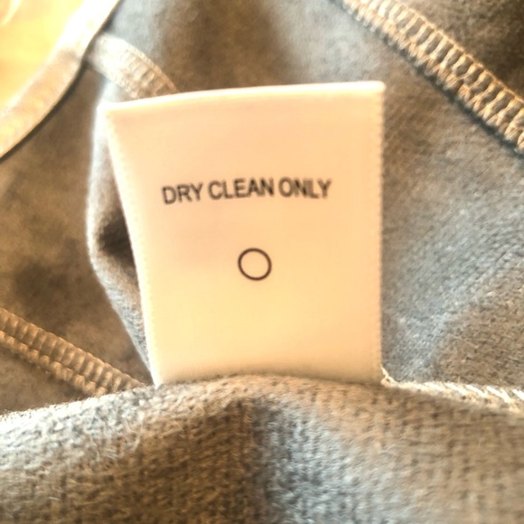 Kirious, Buttery Soft Cropped Top. NWT - Picture 9 of 10